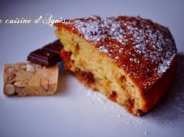 Gateau Au Nougat Et Au Chocolat Au Lait Au Caramel Recette Ptitchef Recette Bon Gateau Chocolat Au Lait Alimentation