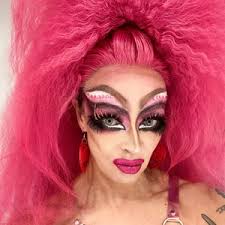 Crimped 1/2 Ponytail With Plaits