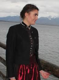 The rare dirndl website uses cookies to ensure you get the best experience on our. Das Perfekte Outfit Als Gast Einer Trachtenhochzeit Trachtenbibel