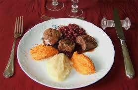 Noisettes De Chevreuil Sauce Aux Airelles Ma Cuisine Sante
