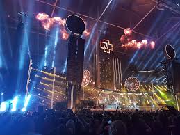 Rammstein ist eine band des genres neue deutsche härte aus berlin, die 1994 gegründet wurde. Rammstein Tour In Motion Livedesignonline