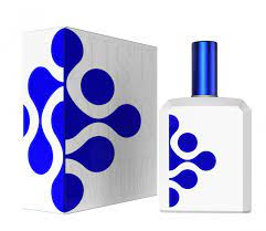 Solar ozonic strength encounters the subtle transparency of the aldehyde attraction to attain a fresh minerality. Histoires De Parfums This Is Not A Blue Bottle 1 5 Ceci N Est Pas Un Flacon Bleu 1 5