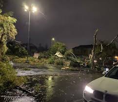 By the time the tornado reached dewey avenue it was five blocks wide. Tromba D Aria A Catania Aeroporto Santa Maria Goretti E Zia Lisa Devastati Dalla Furia Del Vento E Dell Acqua Foto E Video