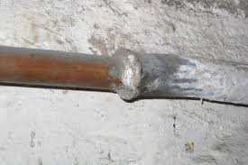 My daughter is doing extensive renovations on her house and the question has come up whether to use pex or copper in the plumbing. What Are Your Pipes Made Of Ben Franklin Plumbing