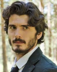 2019 Curly Hairstyles For Men 12 Epic Ideas Curly Hair Guys 17 Mess Hairstyles For Men That Are Super Cool Ho In 2020 Curly Hair Men Wavy Hair Men Medium Hair Styles