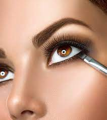 If your eyes are dark brown, try using a blue bright color like cobalt or royal blue and use purple for eyes that have flecks of hazel in the eye. Eye Makeup For Brown Eyes 10 Stunning Tutorials And 6 Simple Tips