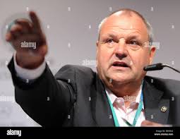 Stenger hi-res stock photography and images