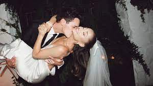 Grande's representative confirmed to people. Inside Ariana Grande S Intimate At Home Wedding Vogue