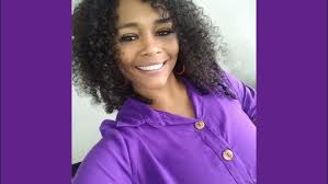 Já ouviram essa minha autoria?!👉🏾(Segue sua vida) cantora LISA FREIRE  🌺😚