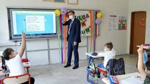 Cumhurbaşkanlığı hükümet sisteminin ilk milli eğitim bakanı. Face To Face Education Statement From The Minister Of National Education Ziya Selcuk