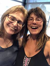 I am Rosana Hermann from São Paulo Brazil. I lived in Toronto in 1971 and  1972 and went to Queenborough Jr. High. This is from my yearbook, 1971. I  am the fifth