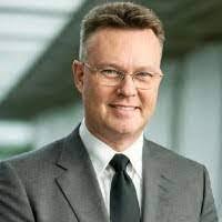 Lonnie Minton's Instagram, Twitter & Facebook