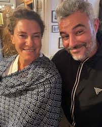 Friday: LAX to London to Elizabeth line to 2nd train to Whitstable, Kent to  @itsmoley 's new house. HAPPY BIRTHDAY!! 🎂