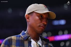 Jesse Hyde (@Official_JesseH)