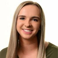 Lara Bakula's Instagram, Twitter & Facebook