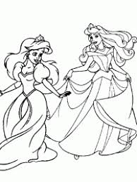 En geef je de prinses blond of donker haar? 20 Disney Prinsessen Kleurplaten Topkleurplaat Nl
