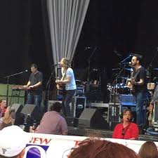 Known As The Guy Upon Kara Dioguardi S Request Stripped Off His Shirt During His American Idol Audition Casey James Became A Leadi Blues Casey American Idol
