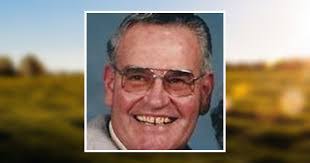 Becky Mandy's Instagram, Twitter & Facebook