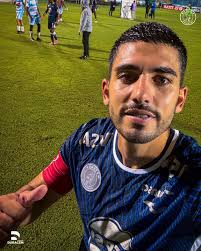 Cuatro goles en tres fotos. 🇺🇾 🇺🇾 🇧🇷