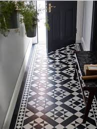 21 Splendidly Unique Flooring Options And Ideas For A Staggering Home Hallway Flooring Victorian Hallway Hallway Decorating