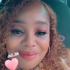 Yolanda Mccloud's Instagram, Twitter & Facebook