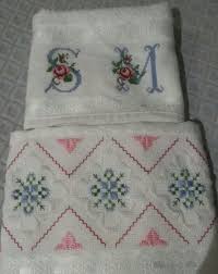 You've been looking at your kitchen or bathroom thinking that it needs that extra something to dress it up. 41 Baby Bath Towels Emdroidered Ideas Baby Bath Hand Embroidery Baby Embroidery
