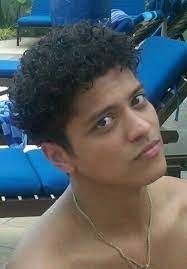 Make short clipper cut around the sides and the back of your hair. 240 Bruno Mars Ideas In 2021 Bruno Mars Bruno Mars