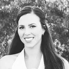 Leesa Taylor's Instagram, Twitter & Facebook