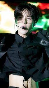 Ok so should i write like a legit chapter for their first meeting or do yall want it on social media/imsg. Huang Injun