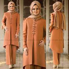 Mina Tunik Pantolon Ikili Takim Tesettur Ferace Elbise Modelleri 2019 Moda Stilleri Elbise Modelleri Moda