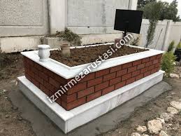 Minyatür ateş tuğla beyaz 100lük minyatür spatula ve i̇nşaat harcı. Ates Tugla Mezarlar Izmir Mezar Ustasi