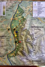 Vai faˈdʊts) ir lihtenšteinas firstistes galvaspilsēta.lai gan tā ir valsts galvaspilsēta, tā nav lielākā valsts pilsēta. Advancing The Value Of Humanities Vaduz