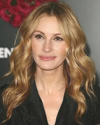 Happy Birthday Julia Roberts 💐🍀🥂