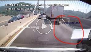 Polcevera viaduct), was a road viaduct in genoa (italy), constructed between 1963 and 1967 along italy's a10 motorway over the river polcevera, from which it derived its official name.the bridge was widely called ponte morandi after its structural designer, the noted engineer riccardo morandi. Cronaca Video Quella Misteriosa Crepa Sul Ponte Morandi Genova Prima Del Crollo Secondo 15 Del Video Ilmeteo It