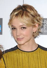 Carey Mulligan Like Her Shorter Layers While Growing Out Short Hair Styles 2014 Short Curly Hair Celebrity Short Hair