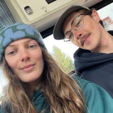 alex eve ritchie (@alxaeve) • Instagram profile