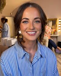 Laura McNamee Makeup added a new...