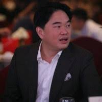 500+ "Warren Warren" profiles