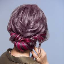 ポイントカラーをチラ見せ この秋は 個性派ヘアスタイルに挑戦したい mery メリー 髪 色 ヘアカラー ピンク ビューティー