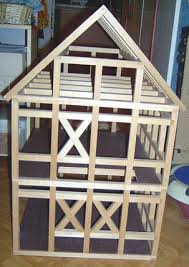 Wer seinem kind jedoch eine besondere freude machen und es mit einem eigens für ihn anfertigten geschenk überraschen möchte, kann ein puppenhaus selber bauen. Mein Puppenhaus Bastelanleitungen Ef Kreativwerkstatt Ein Schones Hobby Ef Kreativwerkstatt Ihr Onlineshop Fur Miniaturen