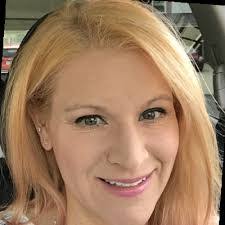 Cindy Stier's Instagram, Twitter & Facebook