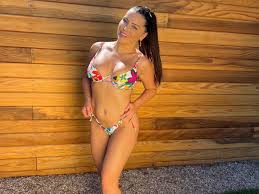 Adult star who broke back in foam pit urges fans to be kind in bikini  post - Daily Star