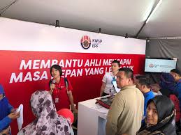 Sebelum ini, insurans hayat digabungkan bersama caruman kwsp dan dihadkan kepada rm 6000. Kwsp Turunkan Kadar Caruman Berkanun Syer Pekerja 9 Peratus Mulai 2021 Hr Hub