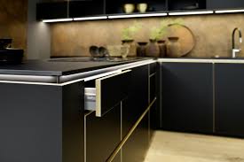 Nolte Lobt Die Eurocucina Und Bucht Fur Die Livingkitchen Kuchenplaner Magazin Nolte Kuche Moderne Kuche Moderne Kuchenideen