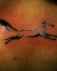 Although quite simple in this black ink, it is still a sentimental choice. The Signs Of An Infected Tattoo And How To Care For It Tatring