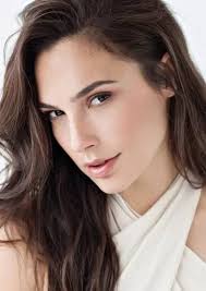 Fan Casting Gal Gadot as Naomi Lapaglia in The Wolf of Wall Street Recast 