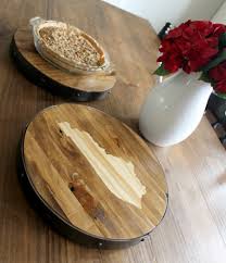 This is perfect for your dinner table, for a party, or for a cabinet. Easy Diy Lazy Susan Tray Or Serving Plate Made From Wood Scraps