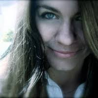 Anne Grier's Instagram, Twitter & Facebook