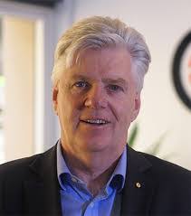 Michael Aitken's Instagram, Twitter & Facebook