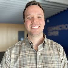 Dan Eagle's Instagram, Twitter & Facebook